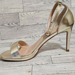 Dream Paris Heel Nwot